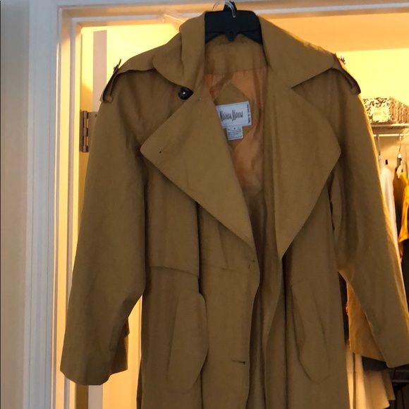 Neiman Marcus Exclusive Vintage Trench Coat - Picture 2 of 6
